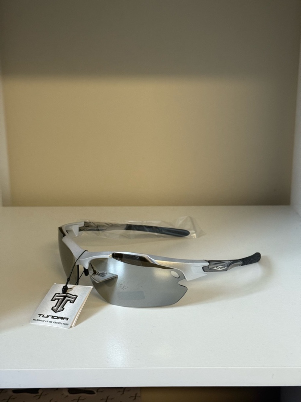Tundra Sports Sunglasses - Silver/Black